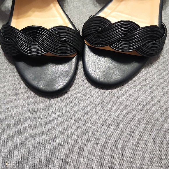 LONDON FOG Cally Vegan Faux Leather Black Kitten Heels Sandals Slippers Shoes - Picture 6 of 16